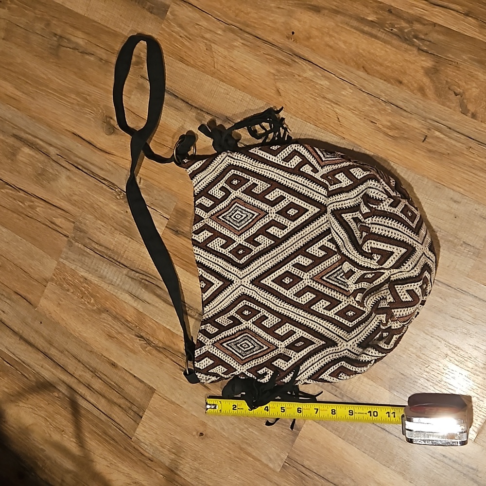 Large embroidered boho bas